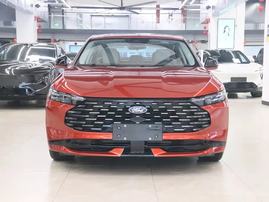 Фото 2 - Ford Mondeo