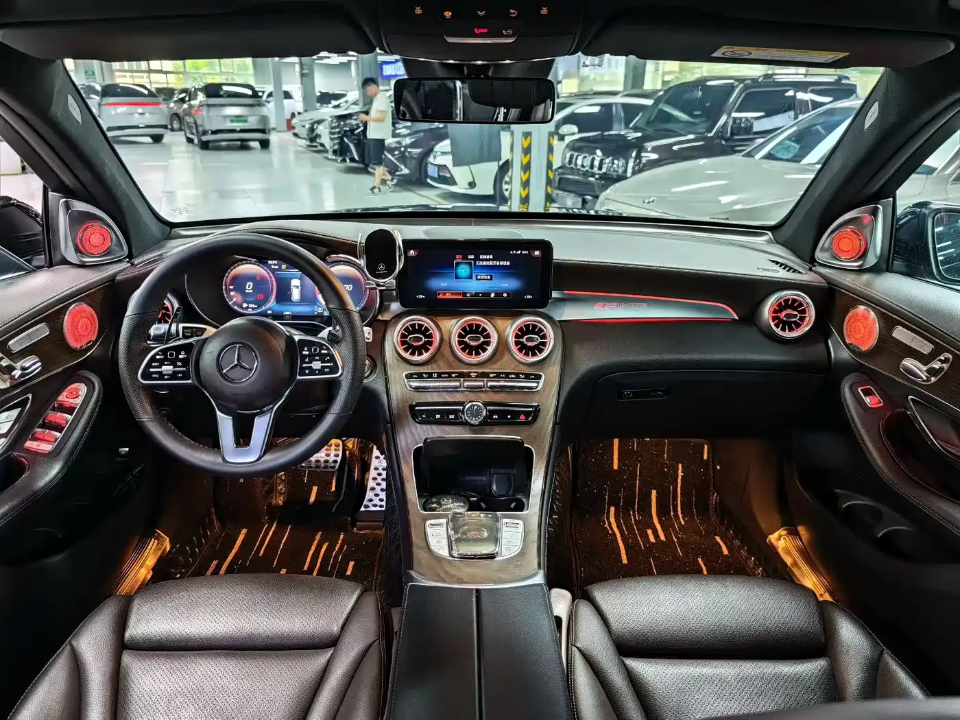 Mercedes-Benz GLC 2021 GLC 300 L 4MATIC Sporty фото 9