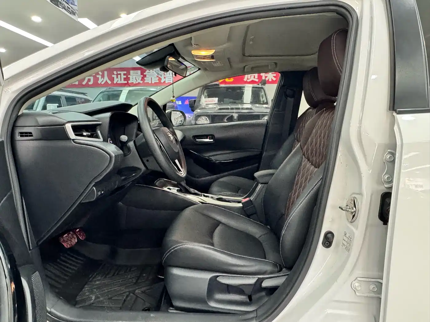 Toyota Corolla 2021 1.2T S-CVT Elite Edition фото 10