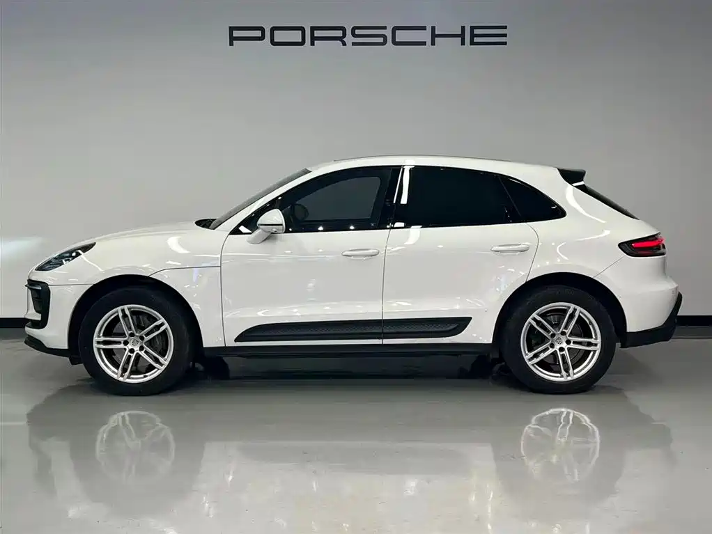 Porsche Macan 2023 Macan 2.0T фото 4