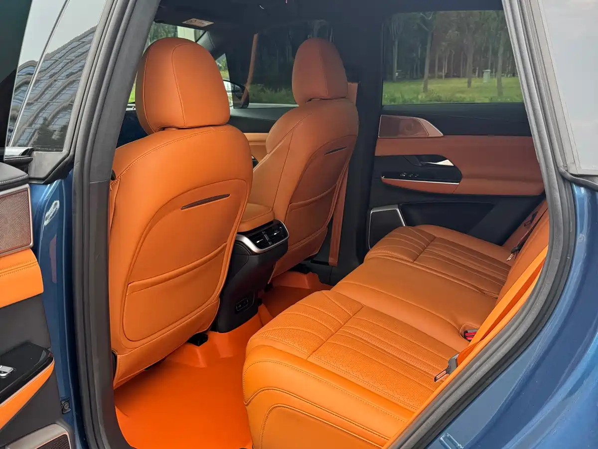 XPeng G9 2025 680 Ultra Long Range AWD Max фото 16