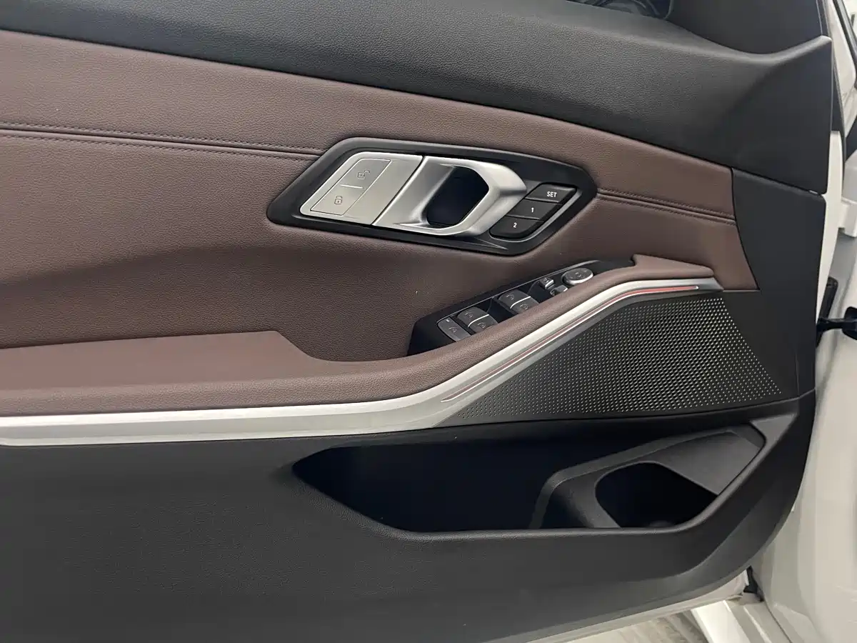BMW 3 Series 2021 Facelift 325Li M Sport Package фото 17