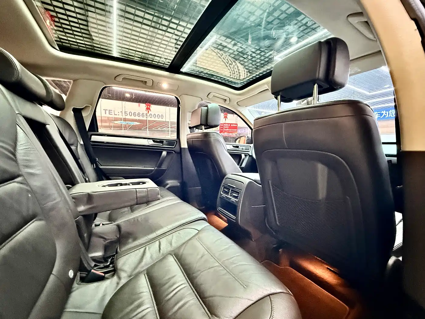 Volkswagen Touareg 2017 3.0TSI Explorer Edition фото 12