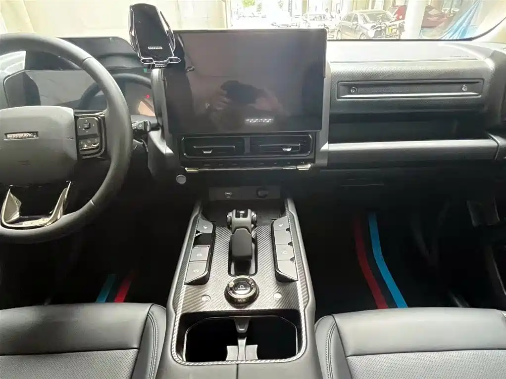 Haval Meng Long NEV 2024 Hi4 102 Pro фото 12