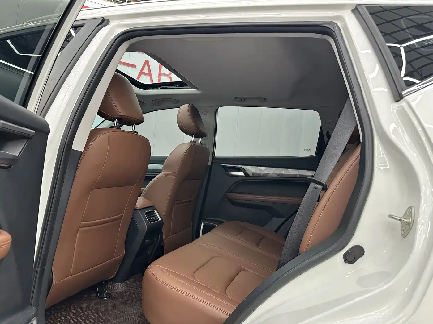 GEELY AUTOMOBILE VISION X6