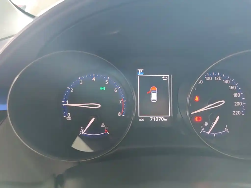 Toyota C-HR 2019 2020 Model 2.0L Leading