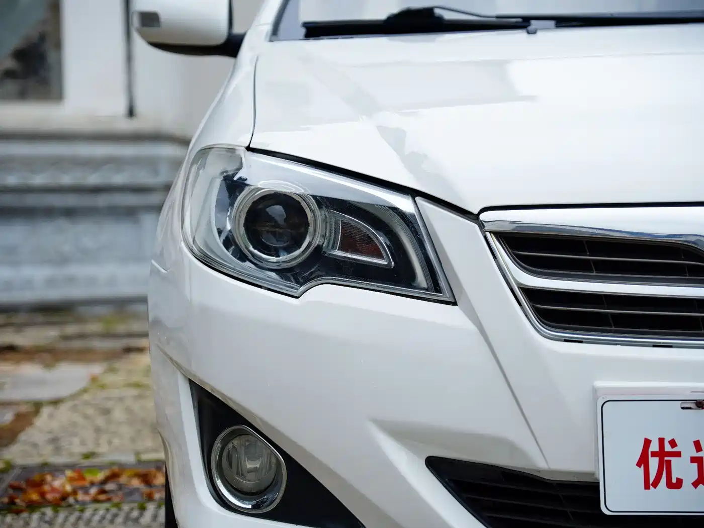 Toyota Corolla 2013 1.6L Automatic Luxury фото 10