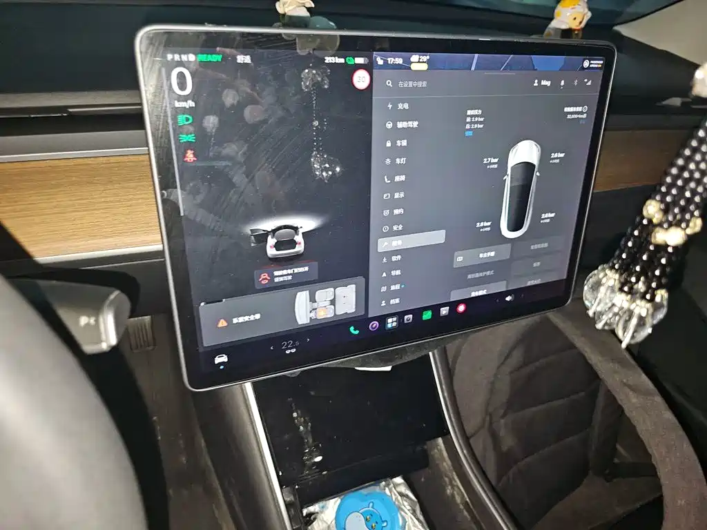 Tesla Model 3 (Import) 2019 2019 Standard Range RWD Upgraded Edition