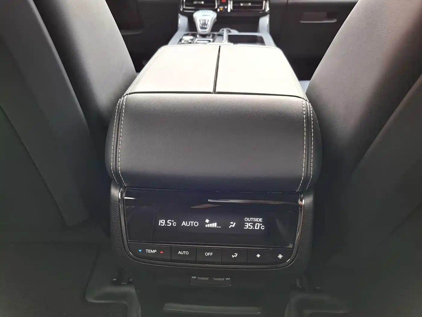 GAC Trumpchi Trumpchi GS8 2024 Dual Engine Series 2.0TM 2WD Premium Edition фото 17