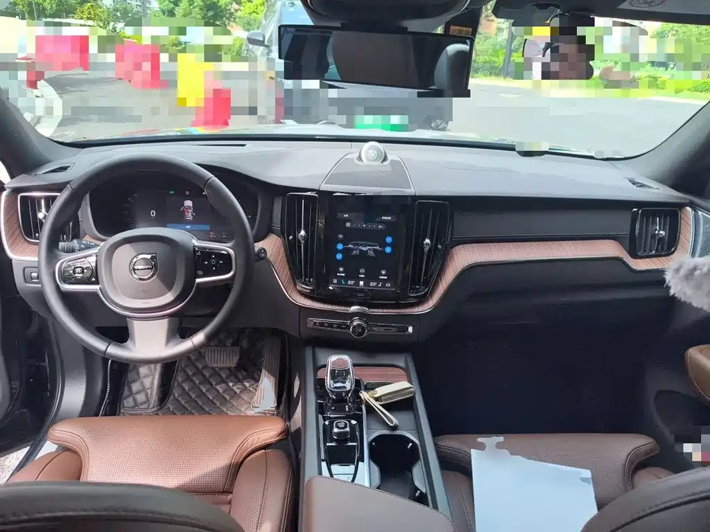 Volvo XC60 Plug-in Hybrid 2021 2022 T8 Plug-in Hybrid AWD Elegance Luxury Edition