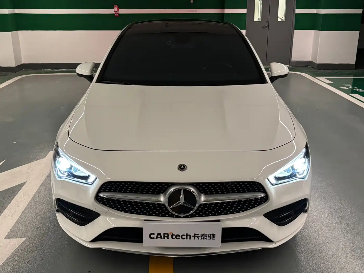 MERCEDES-BENZ CLA