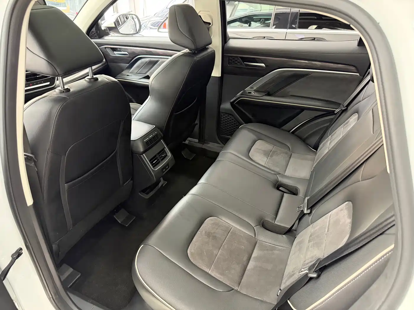 Photo 6 - Haval H6