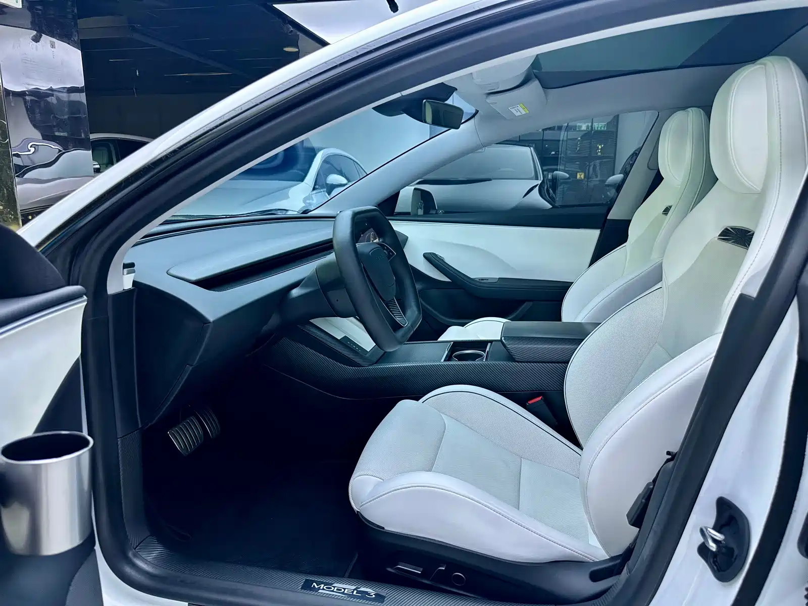 Фото 7 - Tesla Model 3