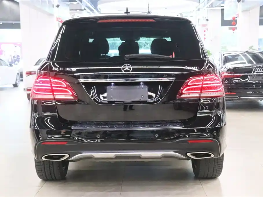 Mercedes-Benz GLE 2018 GLE 320 4MATIC Dynamic Ultimate Edition фото 4