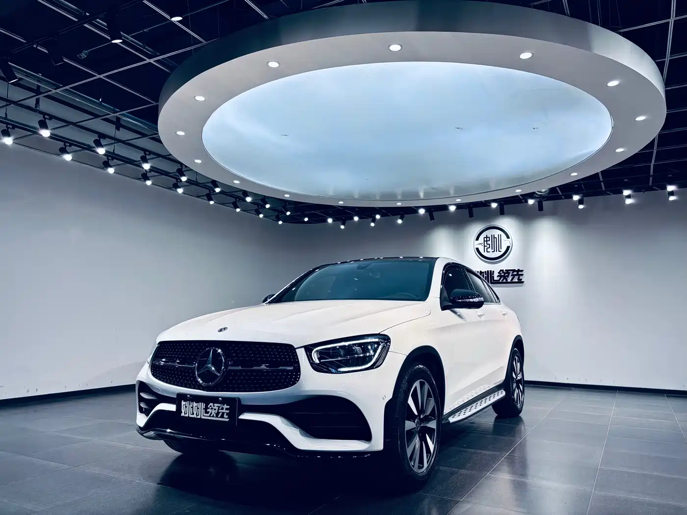 Mercedes-Benz GLC Coupe 2020 GLC 260 4MATIC Coupe SUV