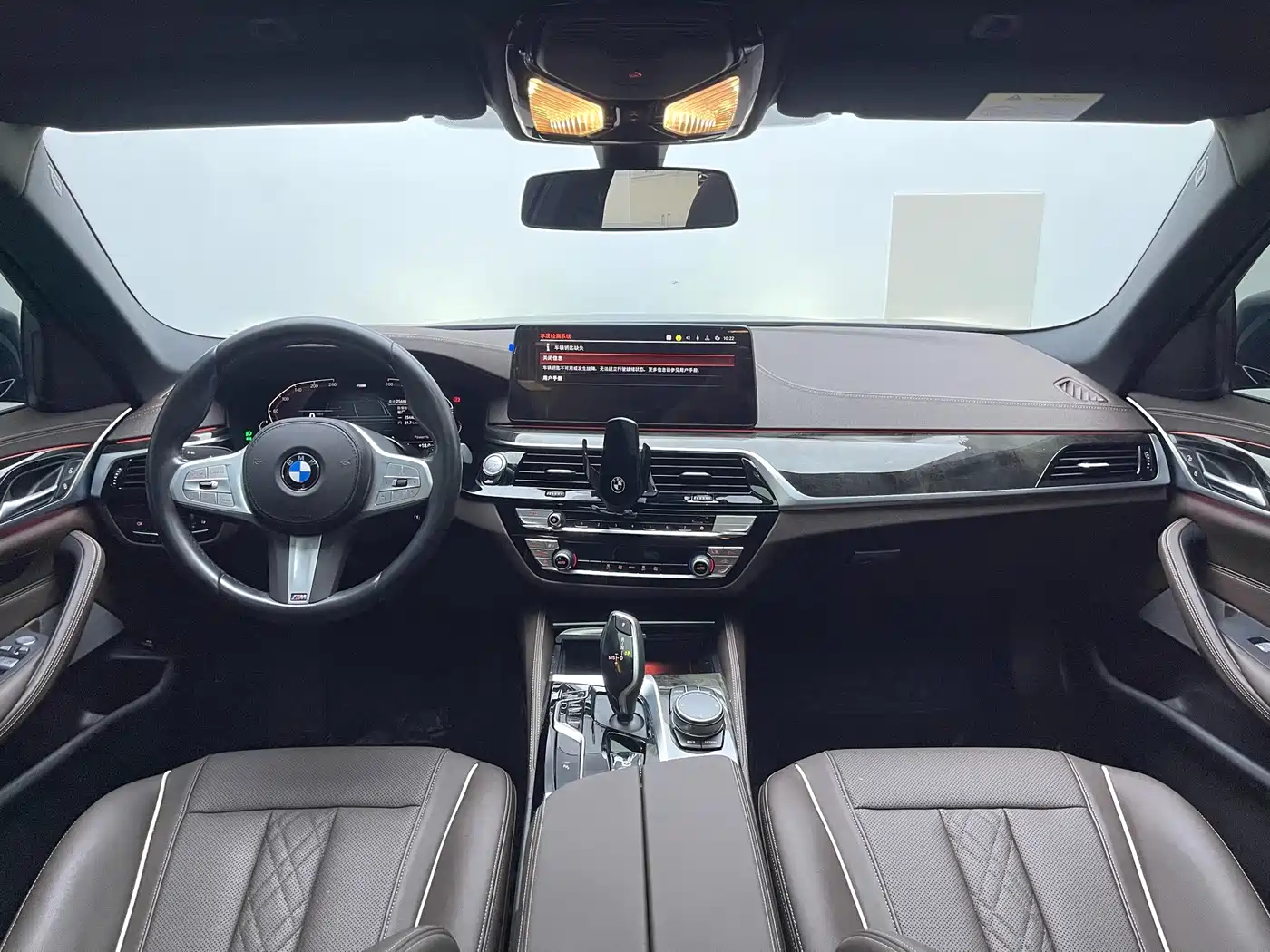 BMW 5 Series 2022 Model Second Facelift 525Li M Sport Package фото 14