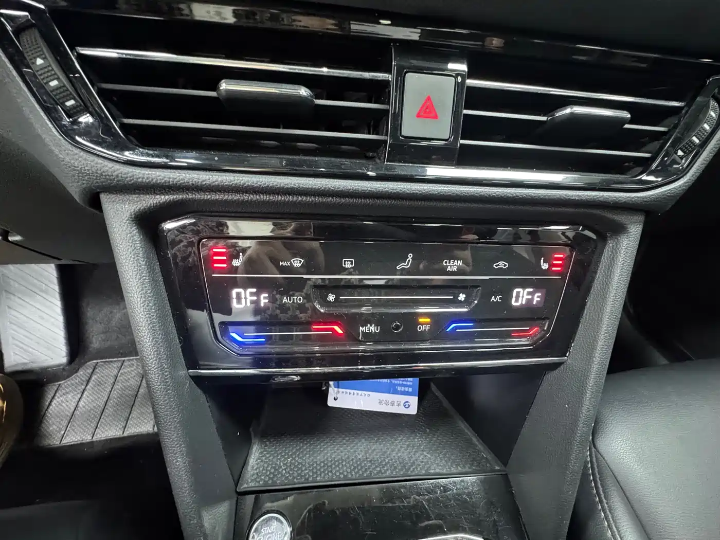 Volkswagen Tharu 2022 280TSI FWD Luxury Edition фото 20