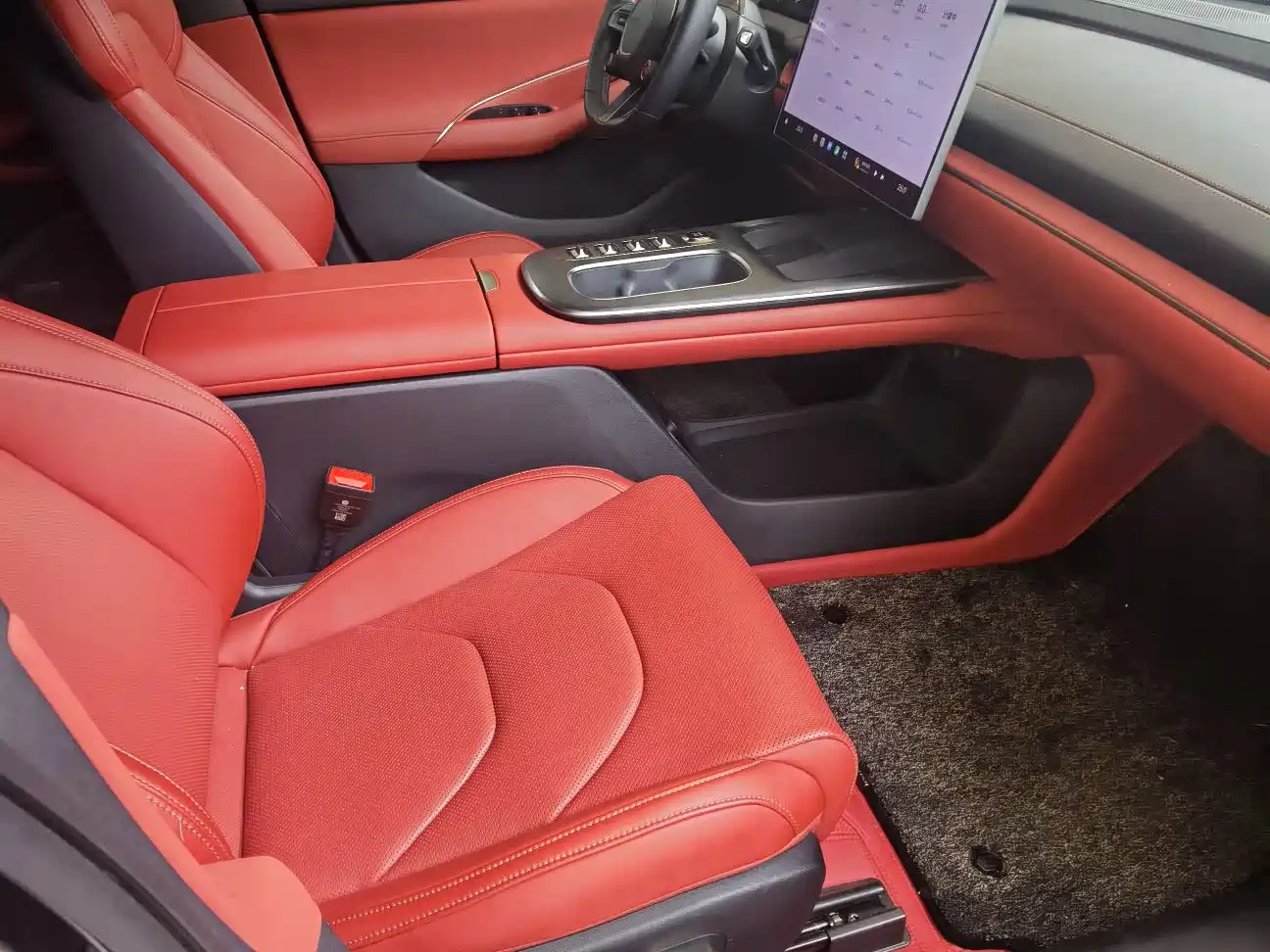 Xiaomi Auto Xiaomi SU7 2024 RWD Ultra Long Range Advanced Smart Driving Pro Edition фото 14