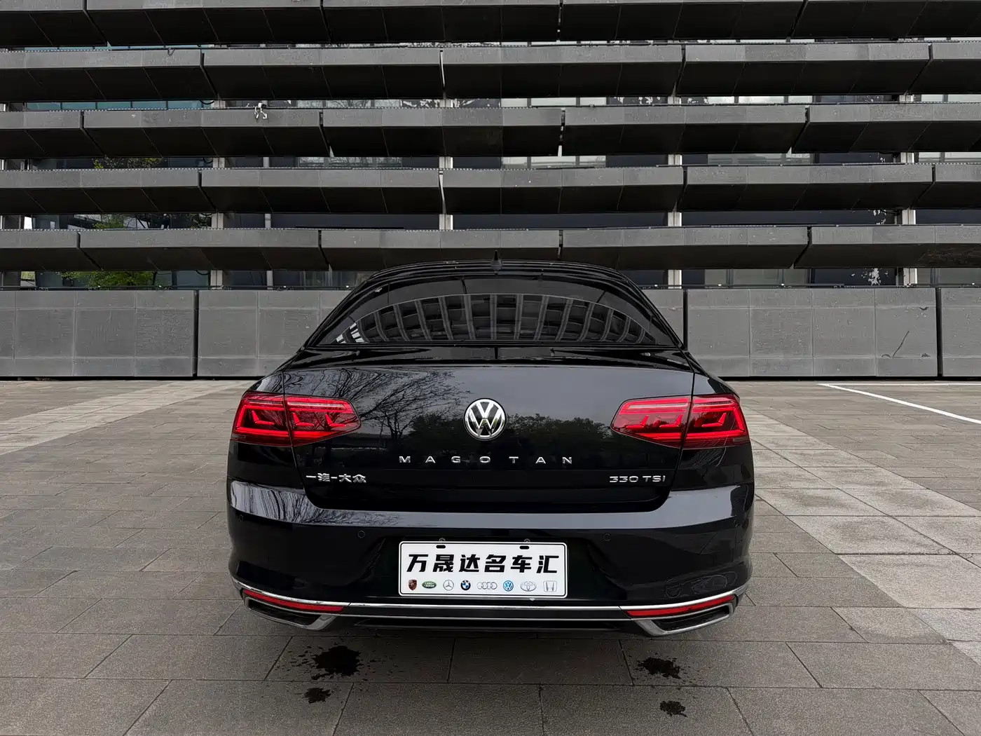 Volkswagen Magotan 2020 330TSI DSG Luxury фото 5
