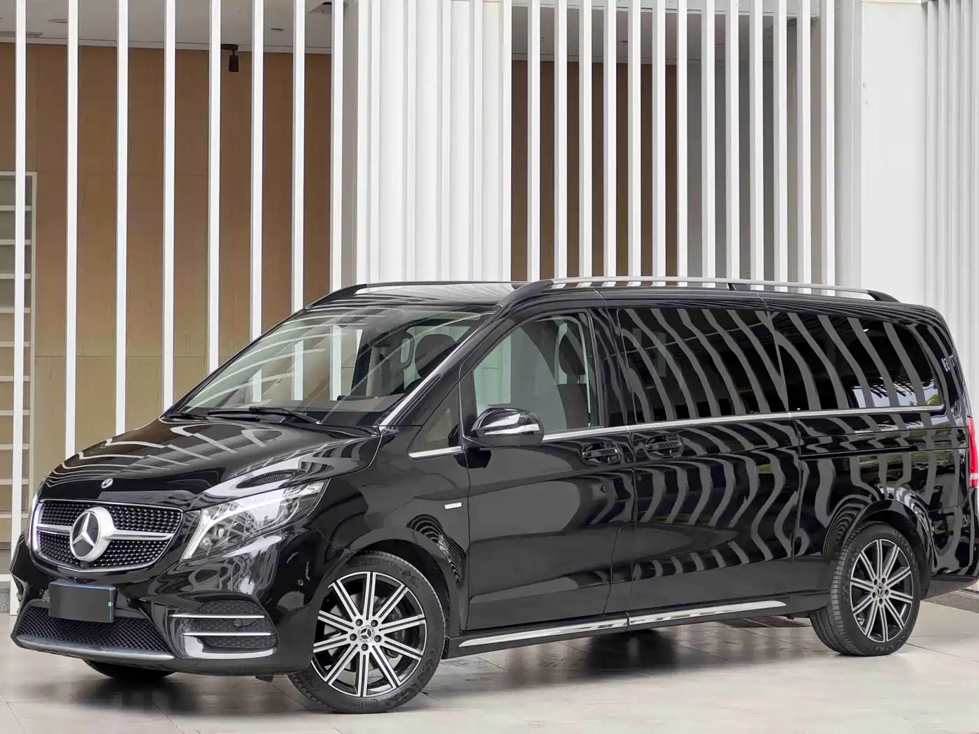 Mercedes-Benz V-Class 2022 V 260 L Long Wheelbase Luxury Edition