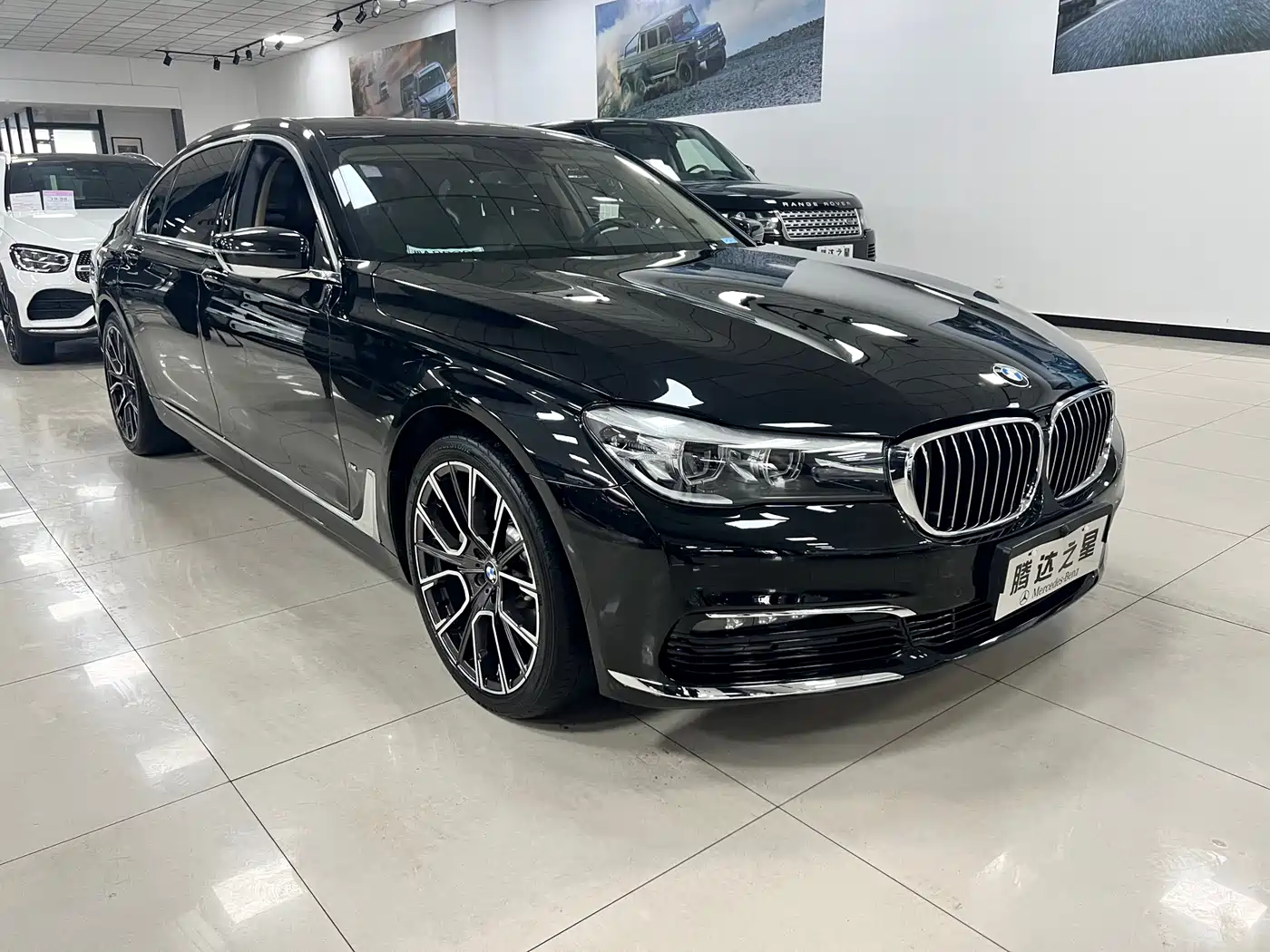 BMW 7 Series 2017 730Li Leading Edition фото 3