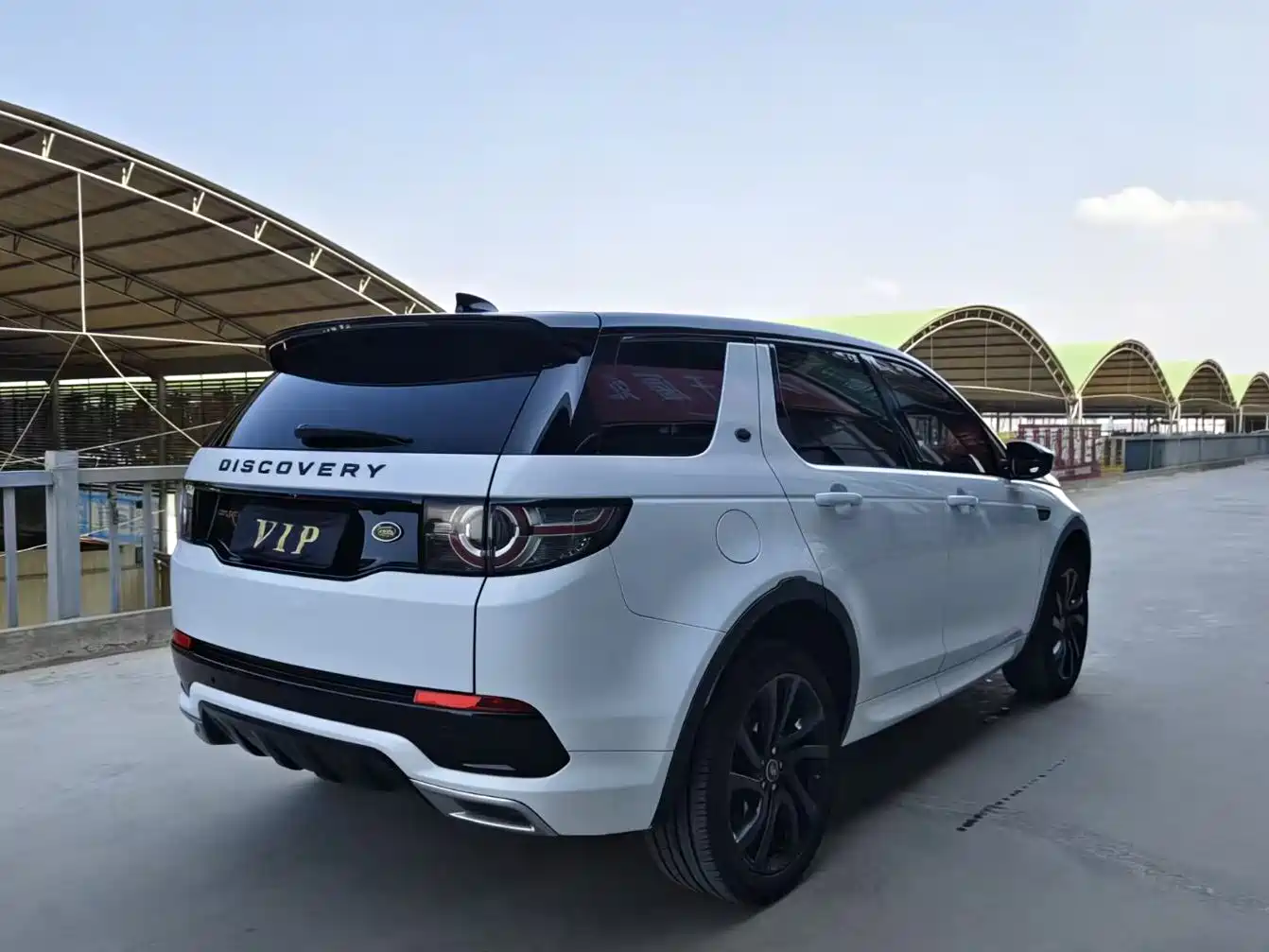Land Rover Discovery Sport 2019 240PS SE Edition China V фото 6