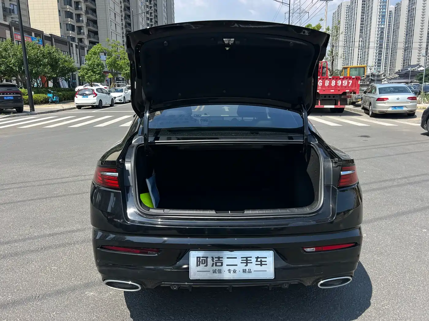 Фото 25 - Geely Preface