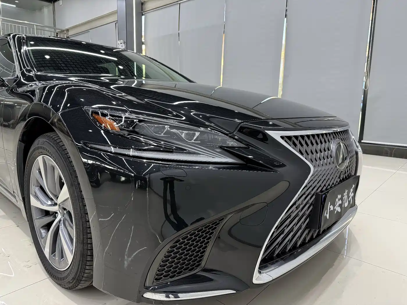 Lexus LS 2018 350 Excellence Edition China V фото 15