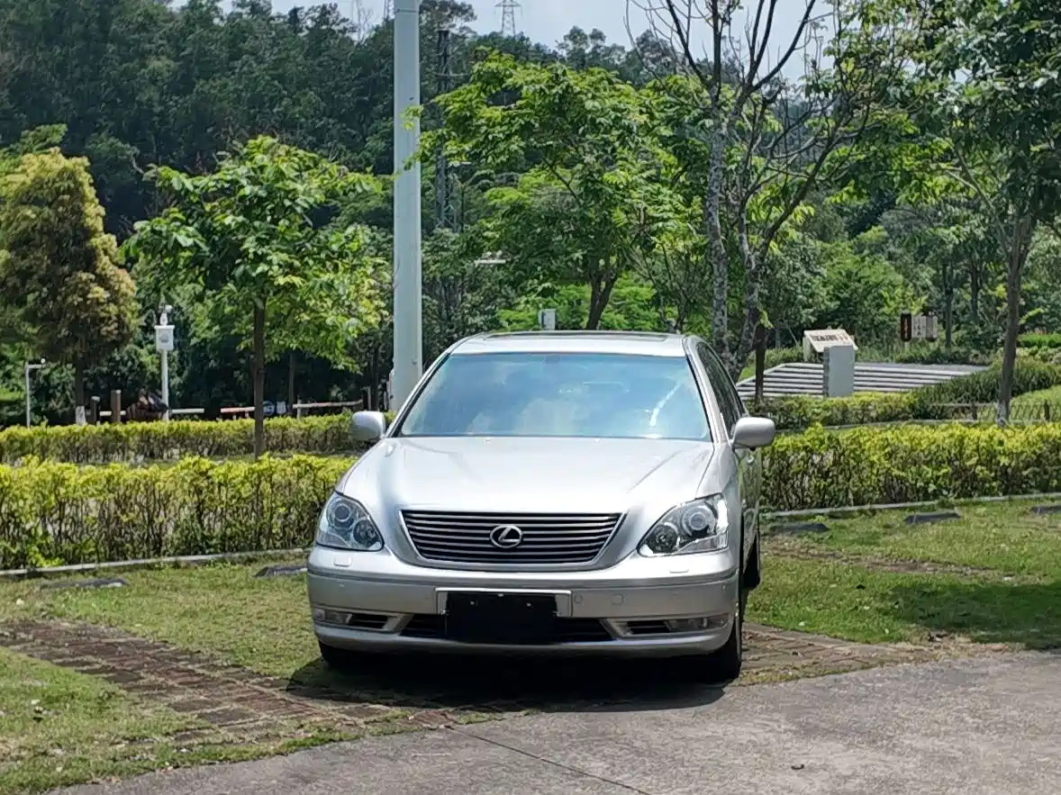 Lexus LS 2005 2005 430
