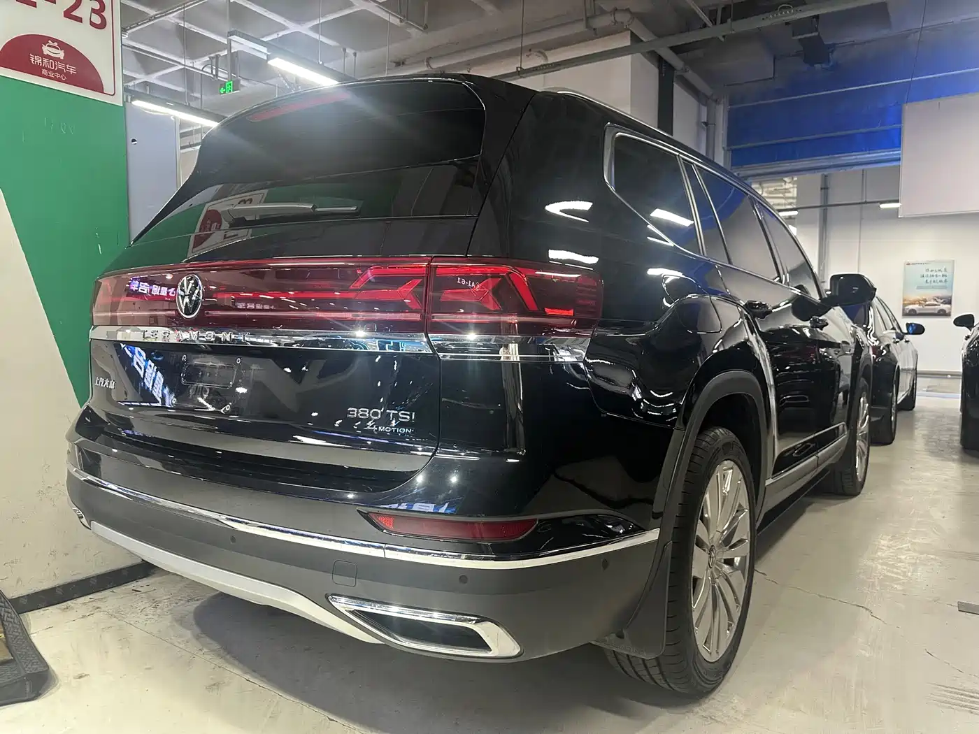 Volkswagen Teramont 2023 380TSI AWD Premium Flagship Edition фото 4