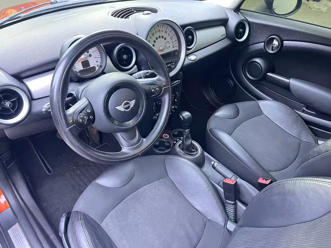 MINI MINI 2013 2012 1.6L COOPER Baker Street