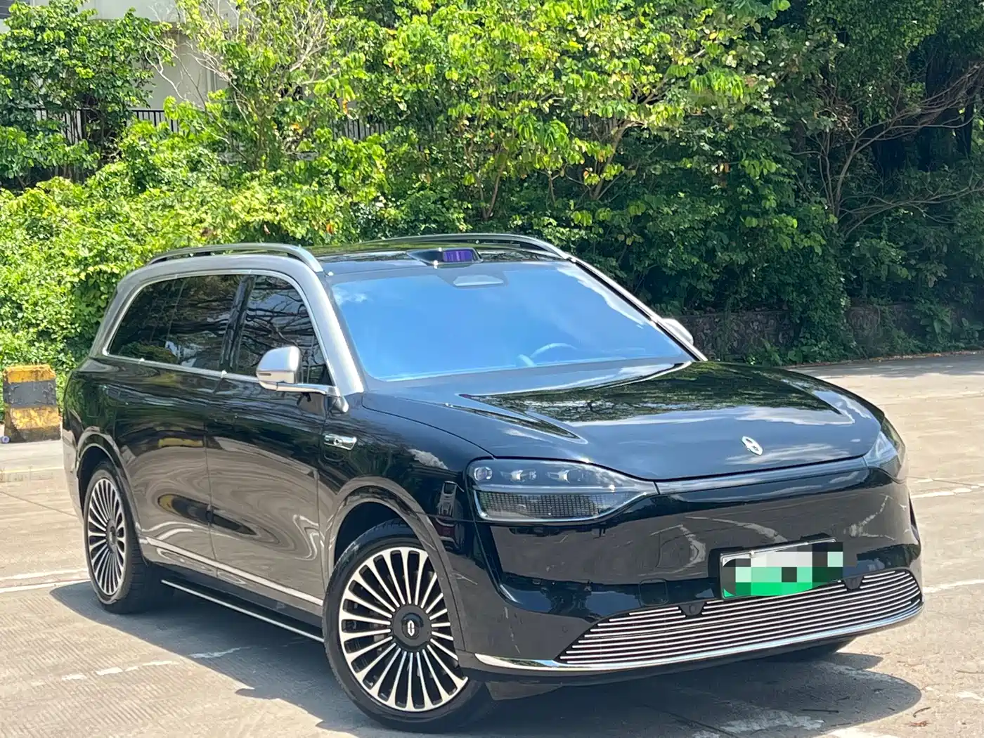 AITO Wenjie AITO M9 2024 Range Extender Ultra 52kWh 6-seater фото 2