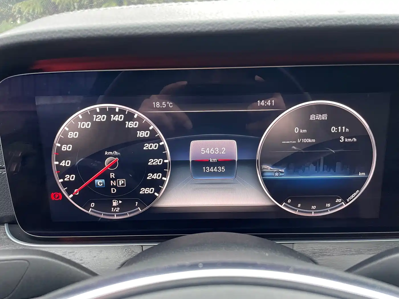 Mercedes-Benz E-Class 2016 E 200 L Sport Type фото 15