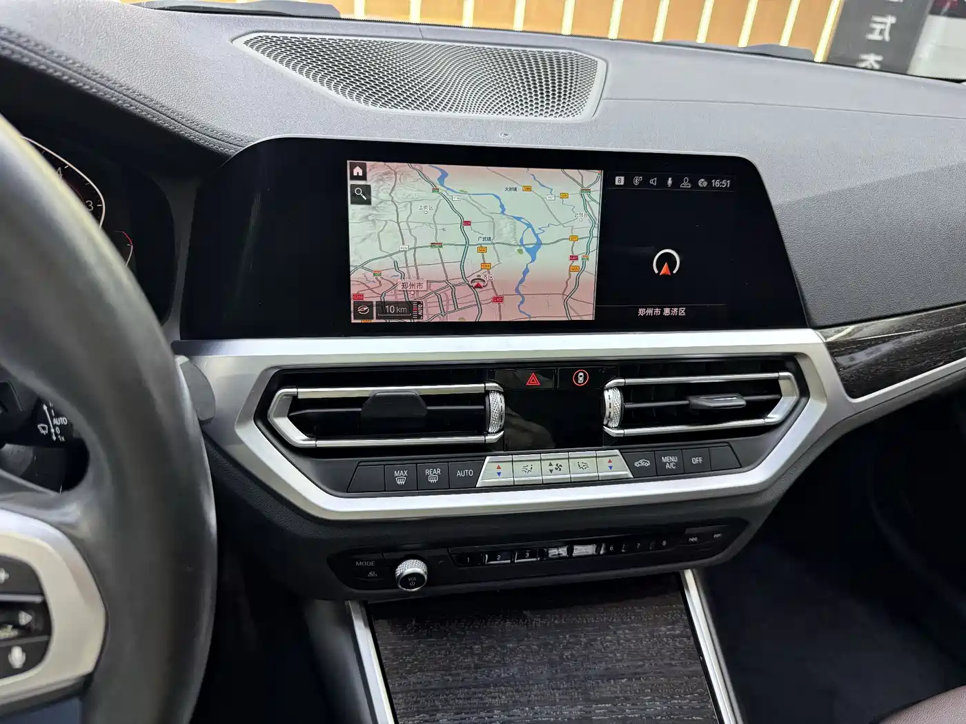 BMW 3 Series 2020 325Li M Sport Package фото 9