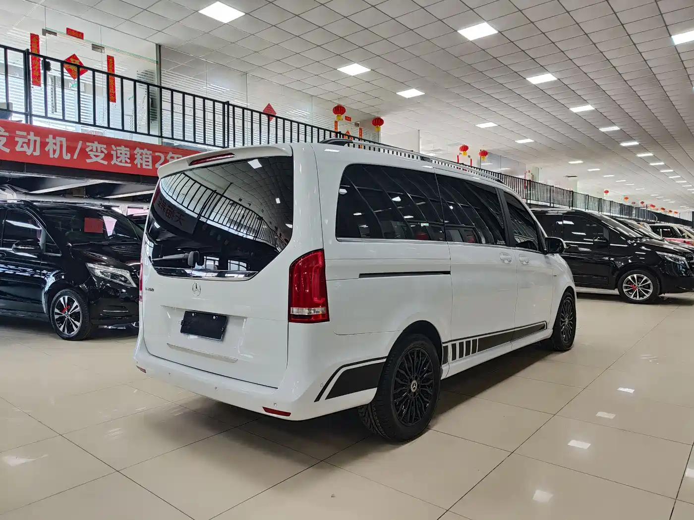 Mercedes-Benz V-Class 2018 V 260 Premium Edition China V фото 30