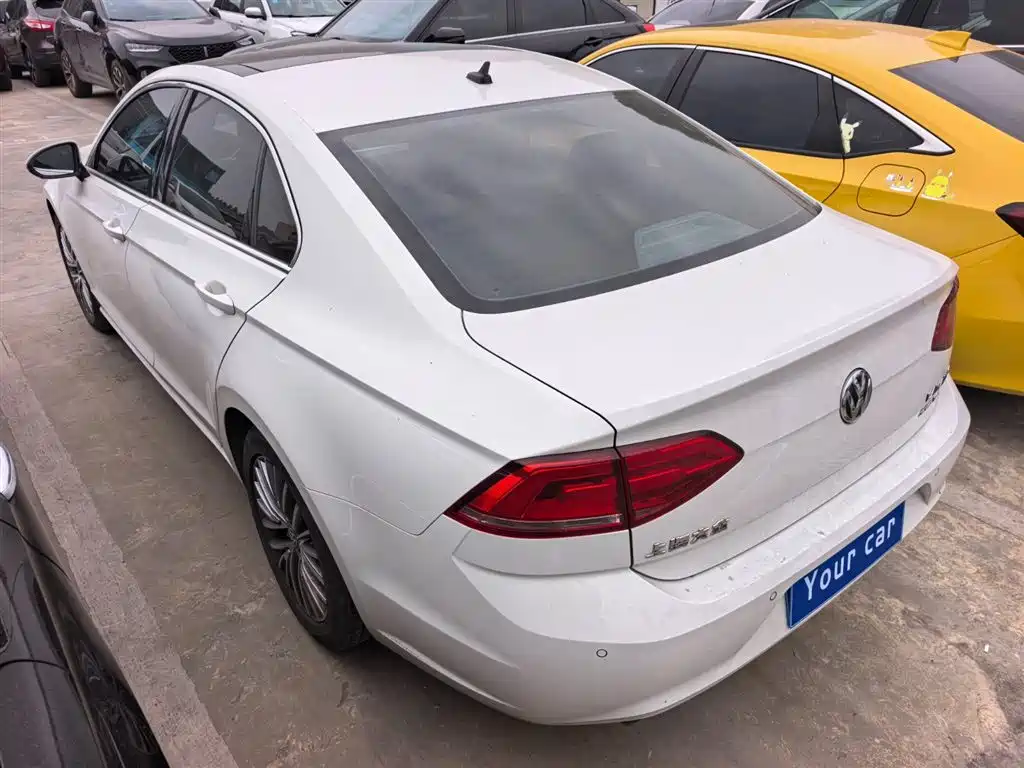 Volkswagen Lamando 2015 330TSI DSG Luxury Edition фото 4