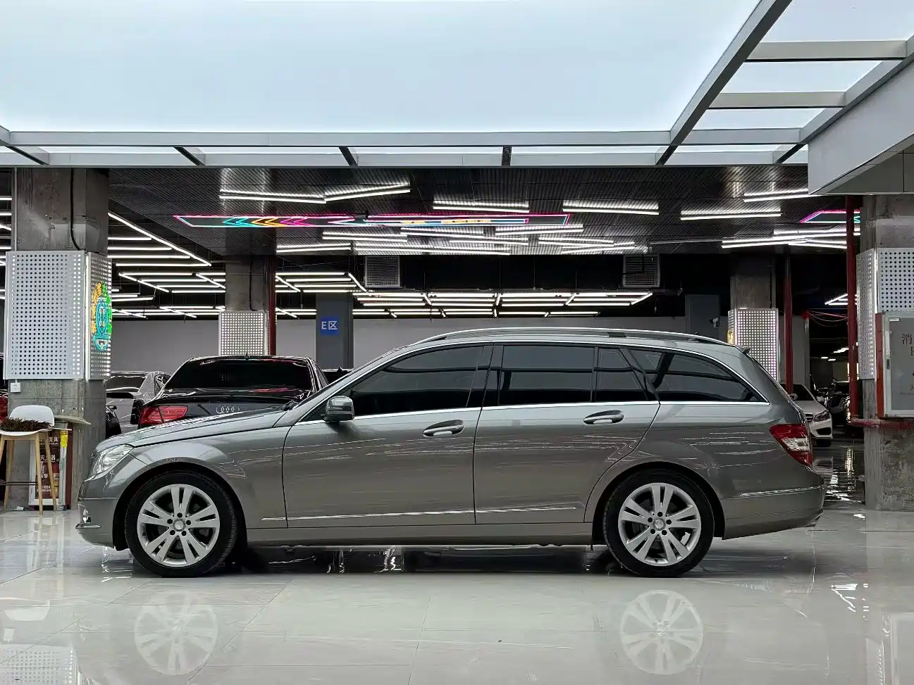 Mercedes-Benz C-Class (Import) 2010 C 300 Wagon фото 3