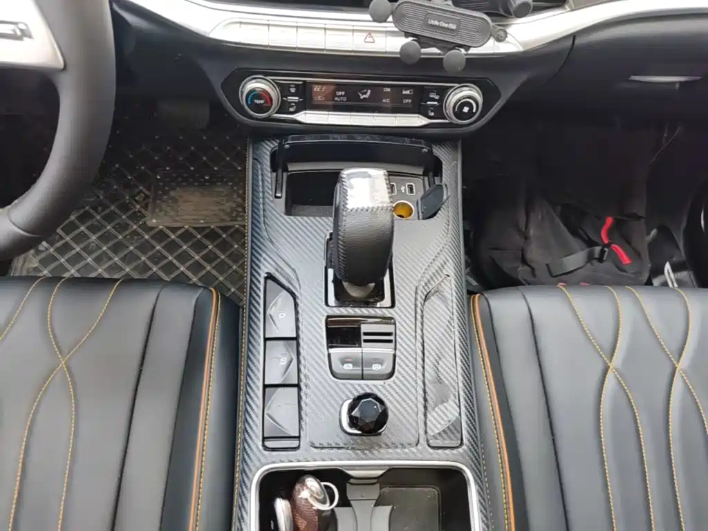 Besturn Bestune T77 2024 2023 1.5T Automatic Luxury