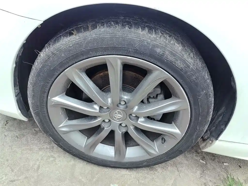 Toyota Reiz 2013 2.5V Premium Edition фото 23