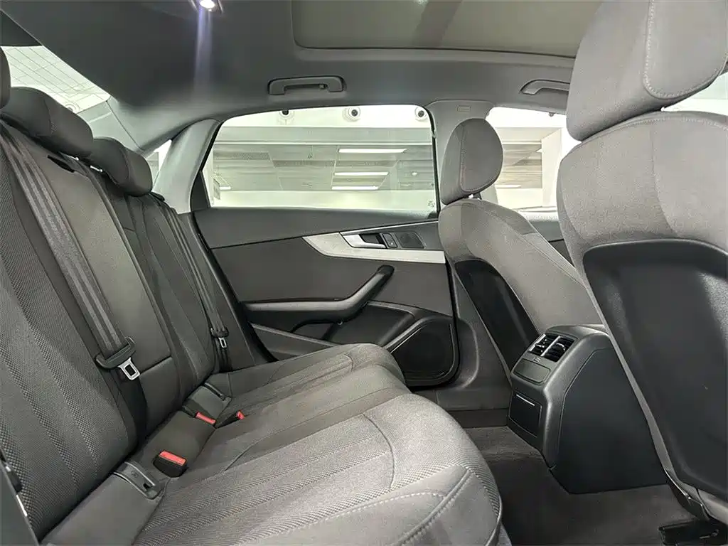 Audi A4L 2019 40 TFSI Progressive (China V) фото 7