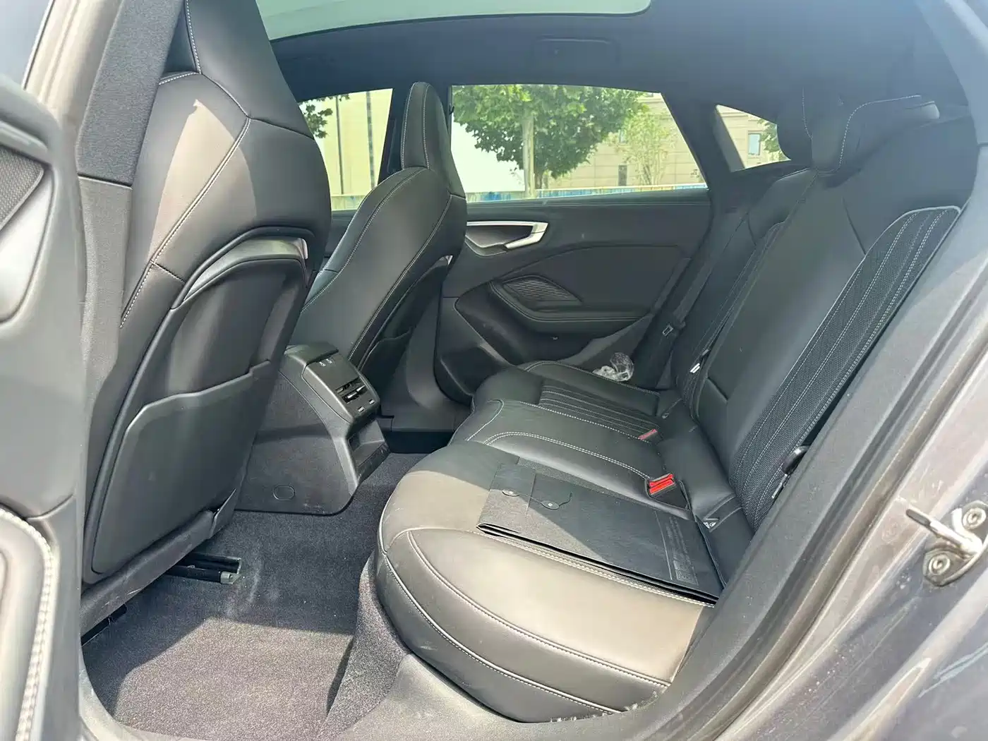 Audi A5L Sportback 2025 Model 2.0T Luxury фото 5