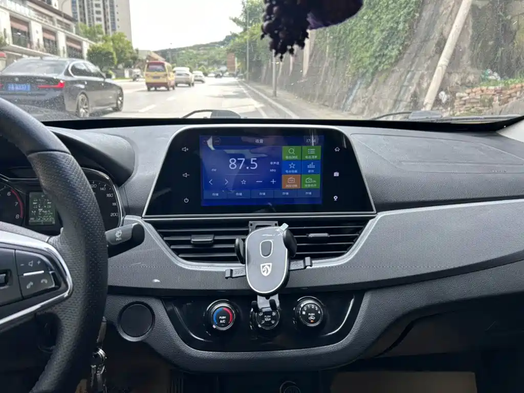 Baojun 310W 2018 2018 1.5L Auto Luxury China V
