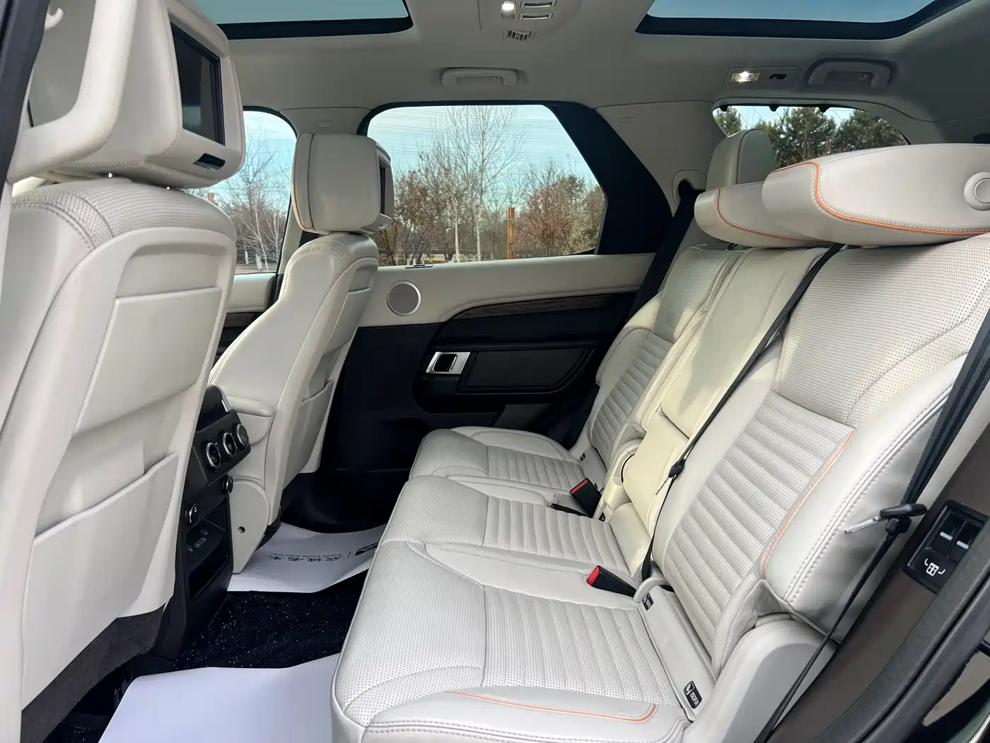 Фото 6 - Land Rover Discovery