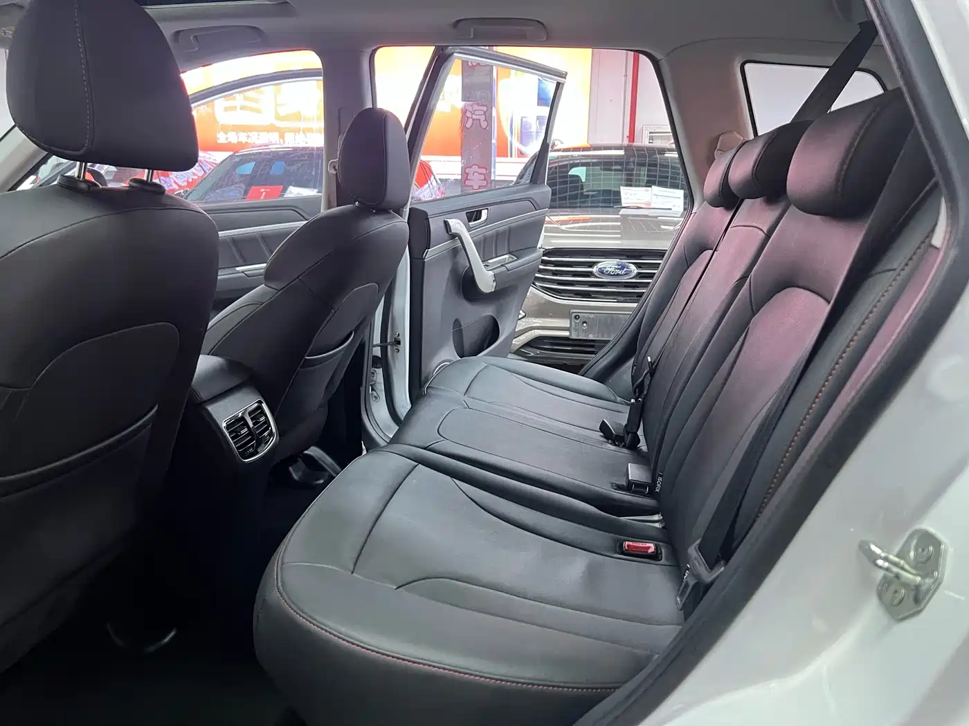 Haval M6 2019 1.5T DCT 2WD Value Edition (China VI) фото 10