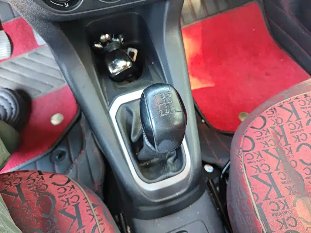 Peugeot 301 2014 2014 1.6L Manual Comfort Edition