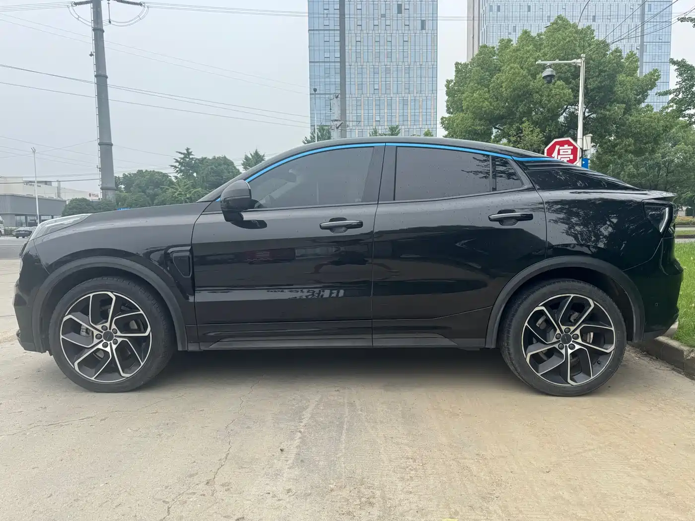 Lynk & Co 05 2020 2.0TD 2WD Shine Halo фото 4