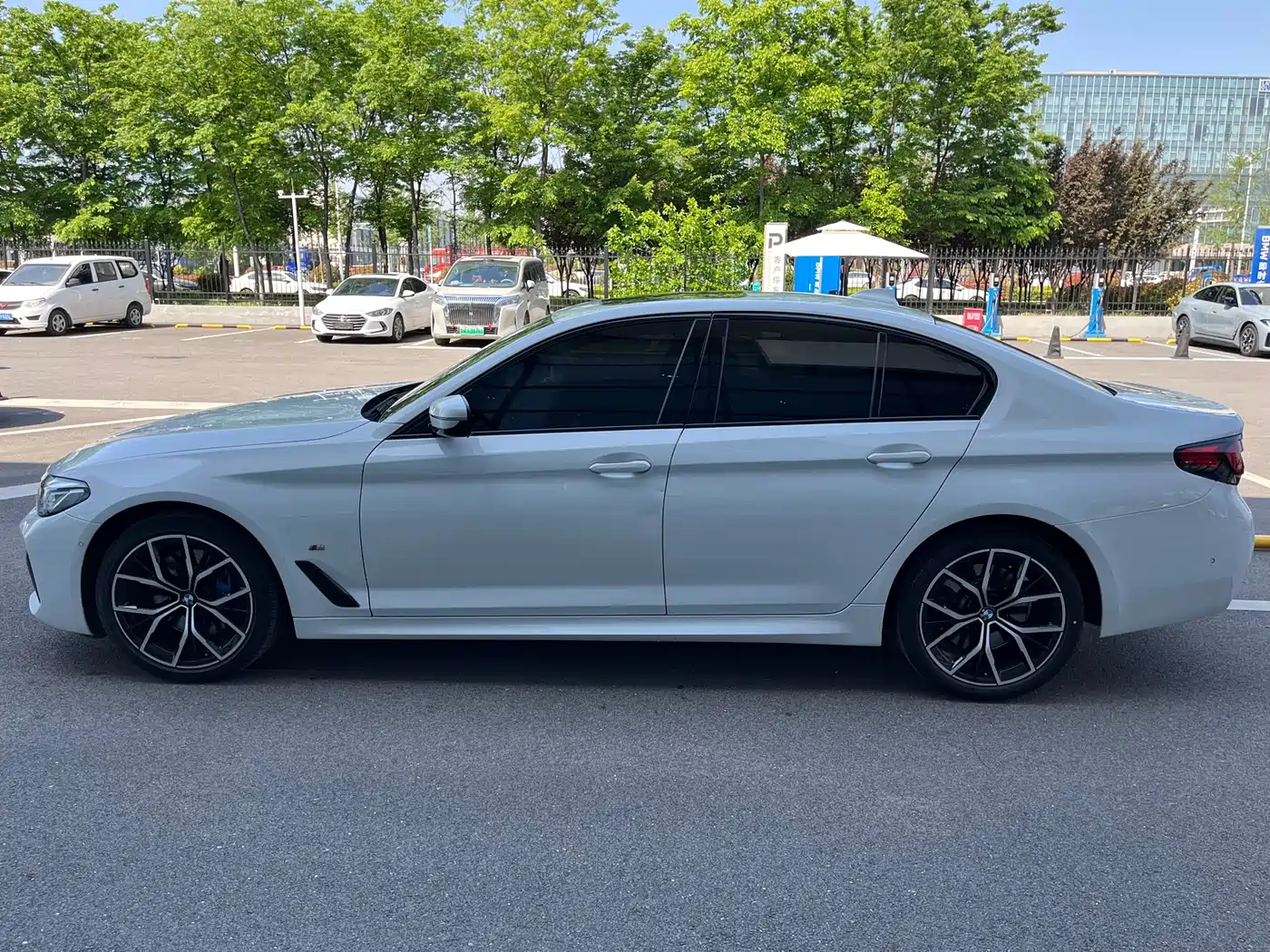BMW 5 SERIES (IMPORTED)