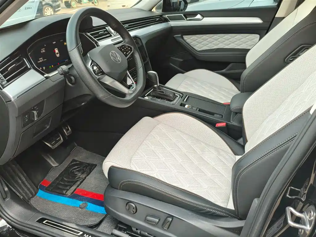Volkswagen Magotan 2023 Model 2 Million Commemorative Edition 330TSI DSG Luxury фото 8