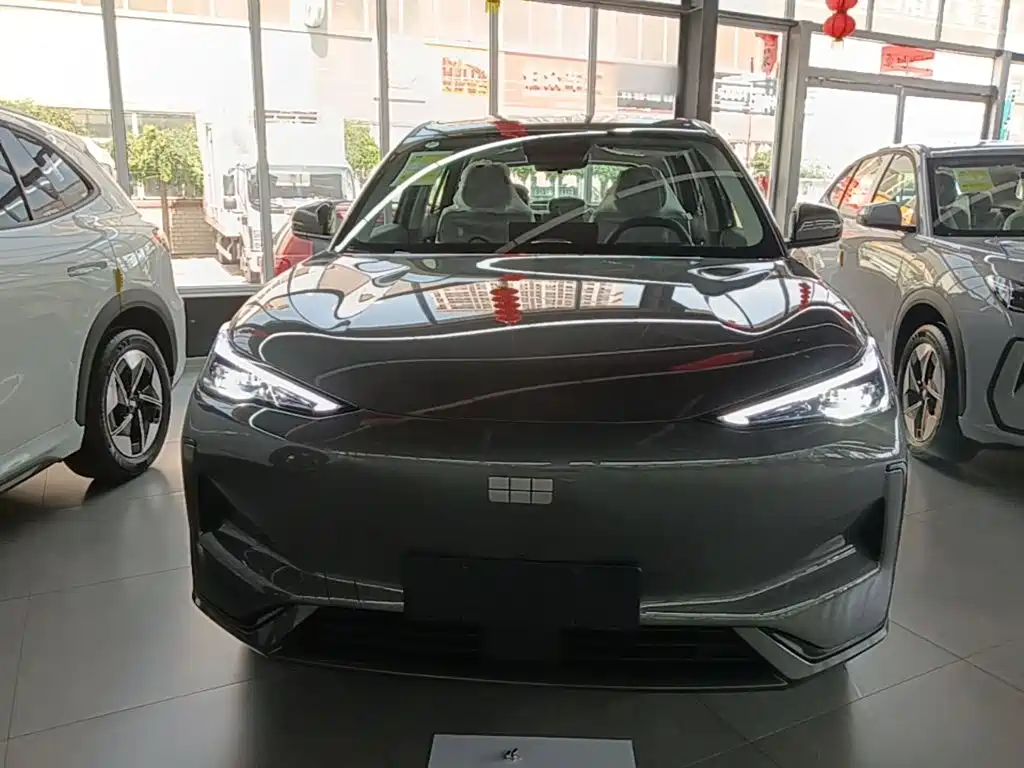 Geely Galaxy Galaxy E5 2026 2026 530km Voyager Edition