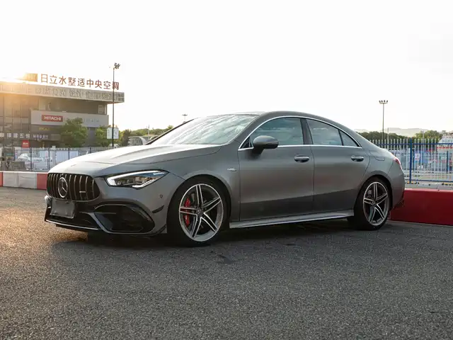 Mercedes-Benz CLA AMG 2022